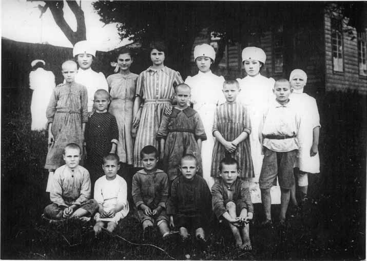 Stanisława Filipka Na początku XX wieku na Syberii w ciężkich warunkach mieszkało blisko 200 tys.