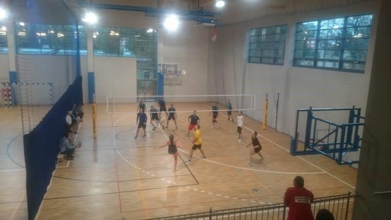 Biuletyn KRD IV Mistrzostwa Doktorantów i Doktorantek w Siatkówce Halowej W sobotę 5 listopada 2016 we Wrocławiu odbyły się IV Mistrzostwa Doktorantów i Doktorantek w Siatkówce Halowej.