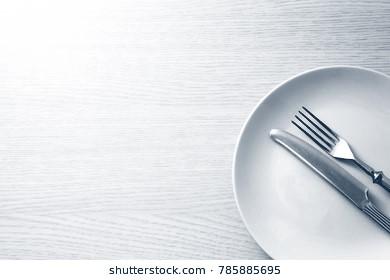 UHT milk, rice, 2-min noodles, biscuits, crackers, peanut butter, tinned corn, beetroot, fruit, beans, tuna, etc. May God bless you for your generous hearts!