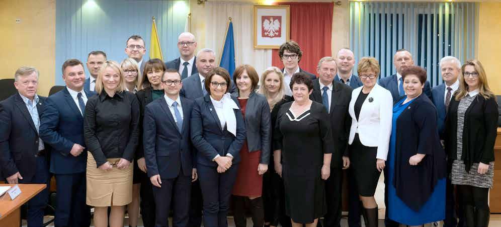ZADANIA INWESTYCYJNE GMINY RADZYMIN NA ROK 2019 str. 3-4 Radzyminiak BIULETYN INFORMACYJNY MIASTA I GMINY RADZYMIN KWARTALNIK BEZPŁATNY TEL. 22 667 67 67 ISSN 2450-9000 Nakład 15 tys. egz.