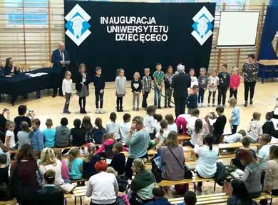 Finał WOŚP w Radzyminie zwieńczyło światełko do nieba, którym w tym roku był koncert gwiazdy polskiego rocka grupy MYSLOVITZ.
