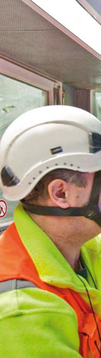 2 Master Builders Solutions marka firmy BASF Marka Master Builders Solutions reprezentuje całą fachową wiedzę firmy BASF w zakresie tworzenia rozwiązań chemicznych stosowanych przy wznoszeniu nowych