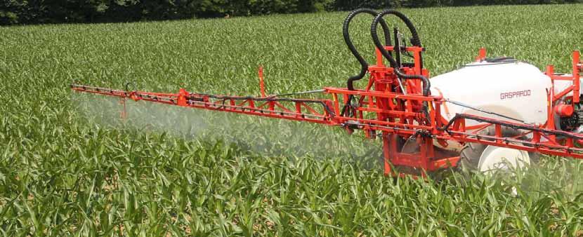 CAMPO 15-20 C Zbiornik o pojemności 1500 l do 2000 l Pojemny i lekki Belka została opracowana dla małych i średnich gospodarstw (maks.