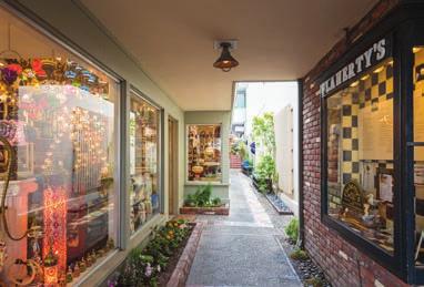75M 2446 17th Avenue