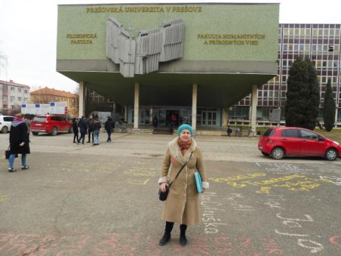 Dr hab. Dorota K. Rembiszewska, prof. IS PAN slawistka, językoznawczyni. Jej obszar zainteresowań badawczych obejmuje m.in. dialektologię, onomastykę i leksykografię gwarową.