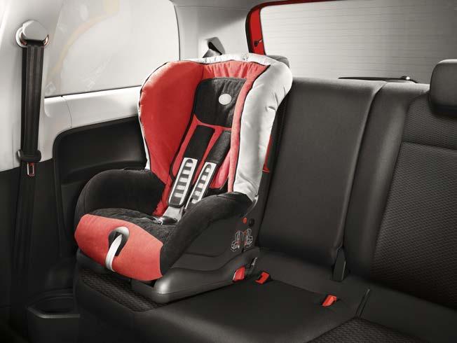 SEAT Mii Wyposażenie Bezpieczeństwo Style + Chic FR-Line Przednie poduszki powietrzne dla kierowcy i pasażera Możliwość dezaktywacji poduszki powietrznej pasażera Boczne poduszki powietrzne System