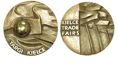 Kotły tej serii spełniają najwyższe wymagania dotyczące ochrony środowiska i efektywności energetycznej oreślone