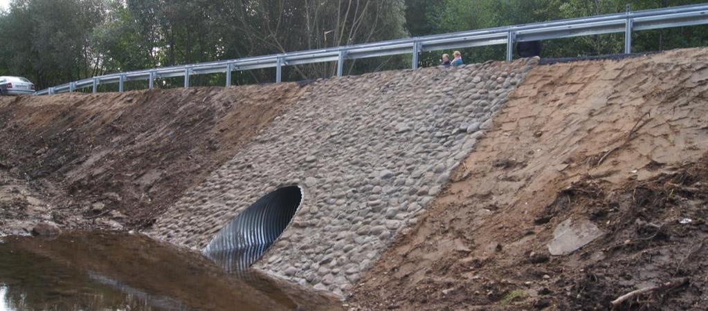 Krynki Remont przepustu na drodze powiatowej nr 1286B w miejscowości Sanniki (11,0m) Wartość robót brutto: 15 483,86zł Powiat Sokólski: 15 483,86zł Gmina Suchowola