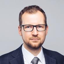Tomasz Wróblewski Adwokat, Manager, Olesiński & Wspólnicy Specjalizuje się w doradztwie prawnym związanym z rynkami kapitałowymi i compliance.
