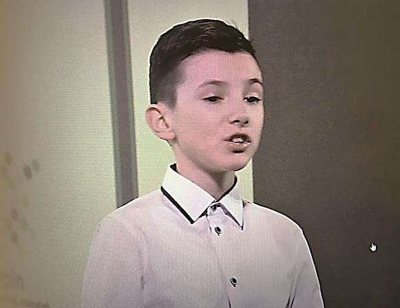 Mój wymarzony zawód organizowanym przez Wojewódzki Urząd Pracy w Toruniu Stanisław Motylewski otrzymał jedną z piętnastu równorzędnych nagród, a Marcelina Kucharska jedno z piętnastu przyznanych