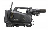 CMOS i wym iennym obiektywem H D z zoom em 16x, nagrywający w trybie XAVC H D z szybkością 100 Mb/s i MPEG H D422 z