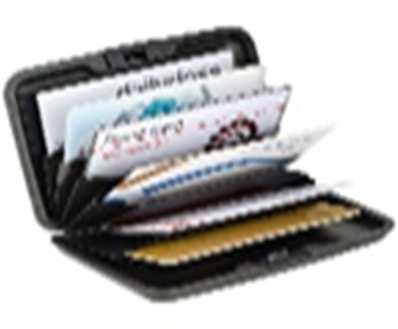 Wizytownik / etui na karty kredytowe, 7 przegródek Materiał: aluminium, plastik Wymiary: 11 x 7,5 x 2,1 cm (+/- 1cm) Kolor: