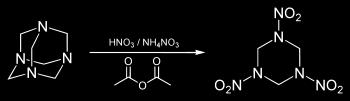Heksogen Heksogen Rok odkrycia 1890 Jeden z silniejszych materiałów kruszących, Bardzo stabilny w temperaturze pokojowej, wymaga silnego detonatora, inaczej pali się ale nie wybucha Energia wybuchu