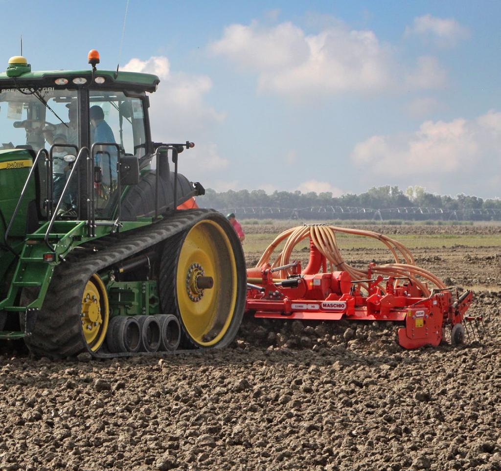 SPIS TREŚCI Zespoły wysiewające GASPARDO 4 Dystrybucja mechaniczna 6 COMPAGNA 8 DAMA 10 Dystrybucja pneumatyczna 12 ALIANTE 14 ALITALIA 16 CENTAURO 18 Kompaktowość konstrukcji 20 Terminale siewne 21