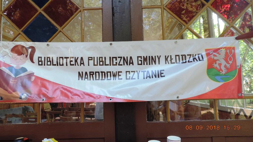 rodziny Oppersdorfów, który został wzniesiony w XVIII wieku i przebudowany w stylu klasycystycznym na pałac w XIX i XX wieku (obecnie siedziba