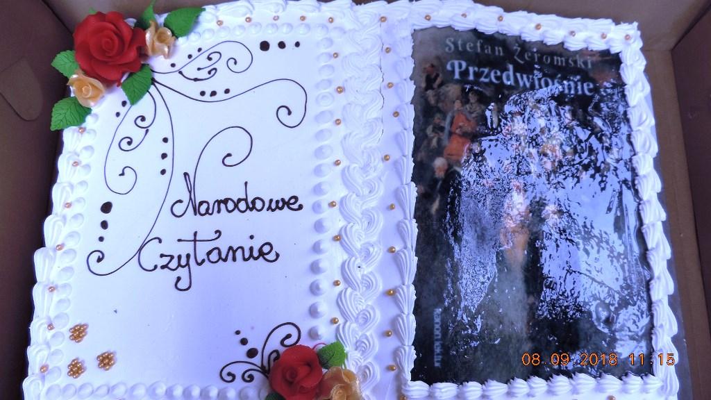 Obejrzeliśmy autentyczne eksponaty w klasztornym muzeum, wyremontowaną kaplicę mszalną, a także zakonny cmentarz, gdzie pochowana jest hrabina