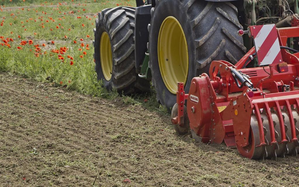 Konstrukcja stała od 120 do 320 KM G to najlepsza opcja do przygotowania łoża siewnego w najtrudniejszych warunkach, takich jak bezpośrednia praca na twardym gruncie lub praca letnia przy suchej i