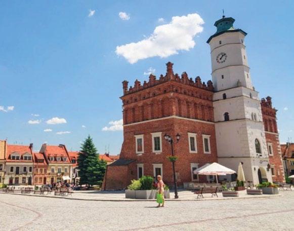 Stare Miasto, Ratusz, Brama Opatowska, Podziemna Trasa Turystyczna, krypta Izabeli Morsztynówny w Kościele Św.