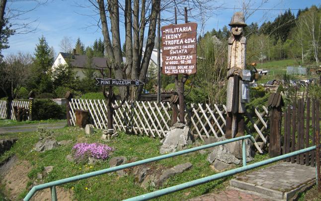 Minimuzeum w Brzegach Dolnych Minimúzeum v Brzegoch Dolných