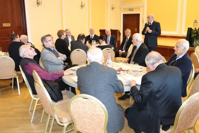 Opolskiego SEP, Zbigniew Lubczyński - Członek Honorowy SEP z O. Wrocławskiego SEP, Ryszard Migdalski doradca Prezesa SEP ds. rozwoju przemysłu elektrotechnicznego, O. Bielsko-Bialski SEP, prof.