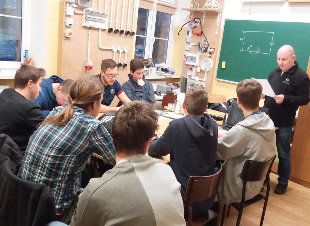 w kole nr 5 Dnia 21 stycznia w " Koszalińskim Elektroniku" zebrali się członkowie