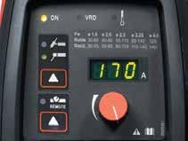 (40 C) TIG 35% 180 A / 17,2 V 60% 150 A / 15 V 100% 130 A / 15,2 V Napięcie biegu jałowego 90 V (VRD 30 V; AU VRD 12 V) Współczynnik mocy dla 100% 0,99 Sprawność dla 100% (MMA) 84% Elektrody otulone