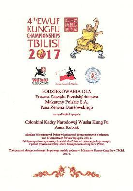 Str. 32 Społeczna odpowiedzialność biznesu W 2017 roku Grupa włączyła się m.in.
