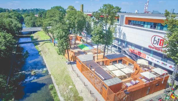 (w tym w latach 2017-2018: 3 500 000,00 zł) W 2017 r. powstało Miasteczko Innowacji. Rewitalizacja bulwarów nad rzeką Białą w Bielsku-Białej a w 2018r.