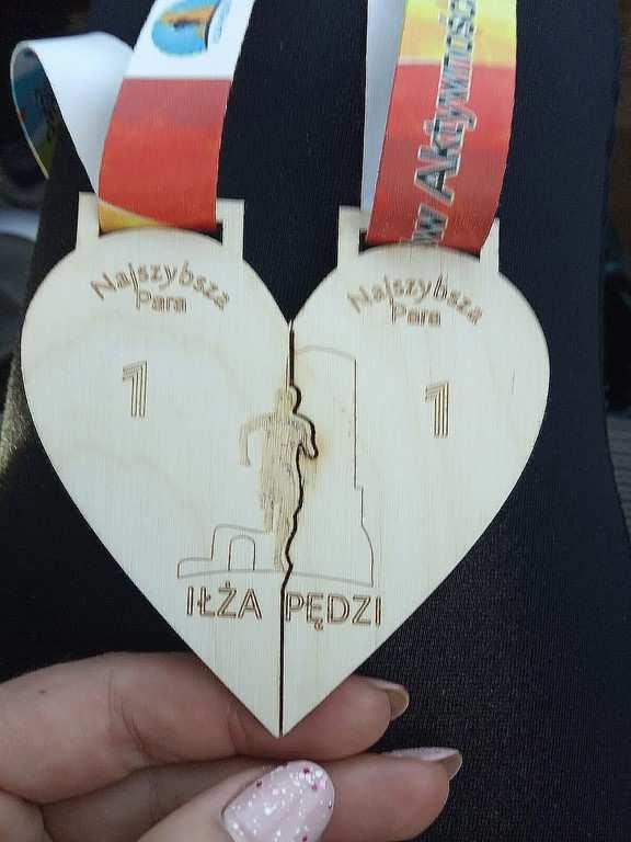 Karina Kubara - Grabska z Zespołu ds. BHP KWP zs. w Radomiu oraz sierż. szt. Paweł Grabski z Wydziału Konwojowego KWP zs.