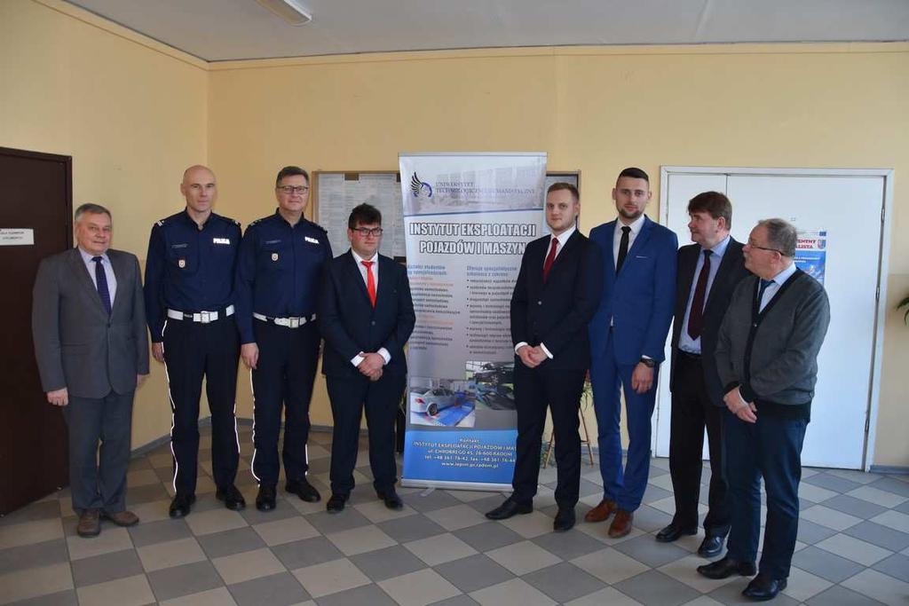 STRONA 12 Mazowiecka Policja dla nauki - pierwsze prace dyplomowe.