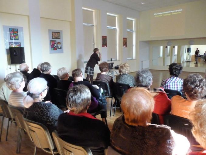 Tematyka zajęć: Profilaktyka chorób zakaźnych, Ochrona przed kleszczami, Bezpieczne spożywanie posiłków, Higiena osobista, Zdrowotne skutki promieniowania UV, Profilaktyka zatruć grzybami.