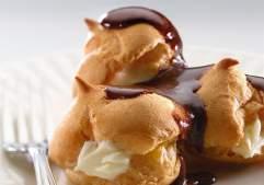 ciasta parzone Ciasto ECLAIR MIX Mieszanka na eklery i profiterolki. Po upieczeniu ciasto można wypełnić kuszącymi nadzieniami, np.
