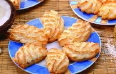 1000g Ciasteczka domowe, 300g masło, 120g margaryna 80% Qualita, 280g cukier, 125g jaja. Ciasteczka Domowe Jasne Credin 25kg 6.6 Ciasteczka Domowe Czekoladowe Credin 25kg 6.
