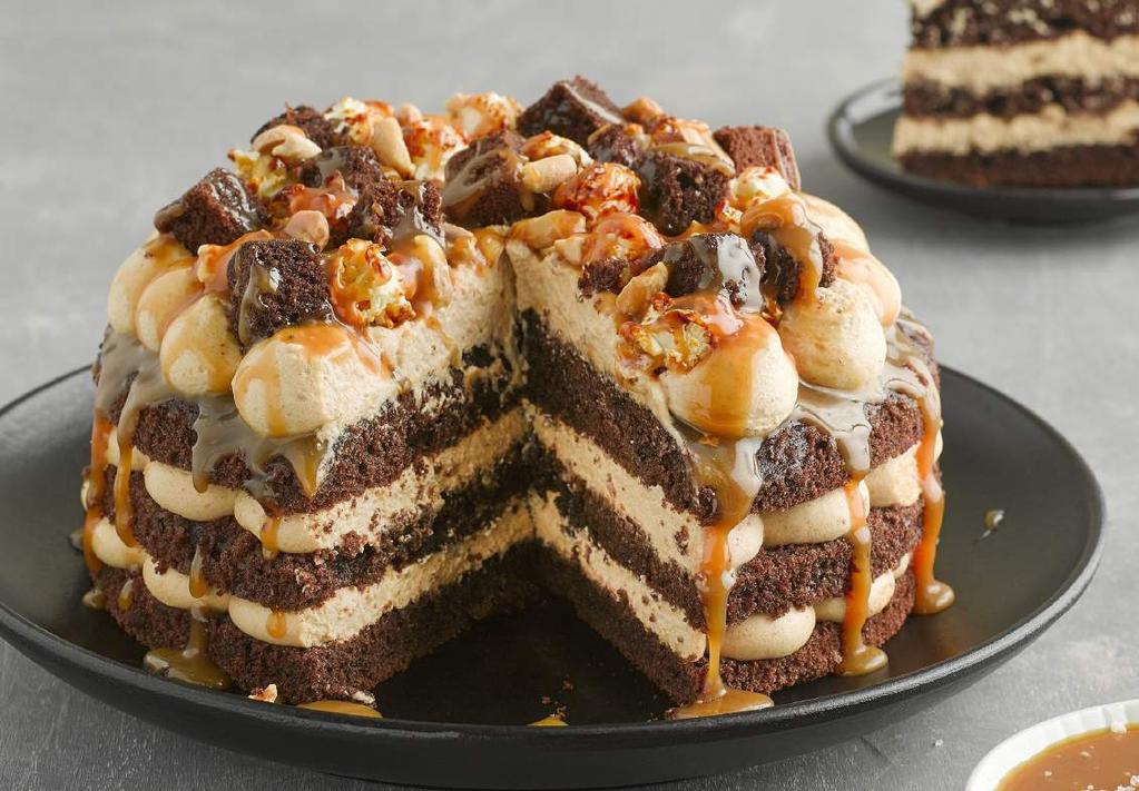 Do produkcji tortu wykorzystano Fond Solony Karmel Dawn Tort afrykaoski Rolada biszkoptowa: 500g Bisquick Plus BRAUN 125g woda 250g jaja Wszystkie składniki ubijamy razem i pieczemy 3min. w temp.