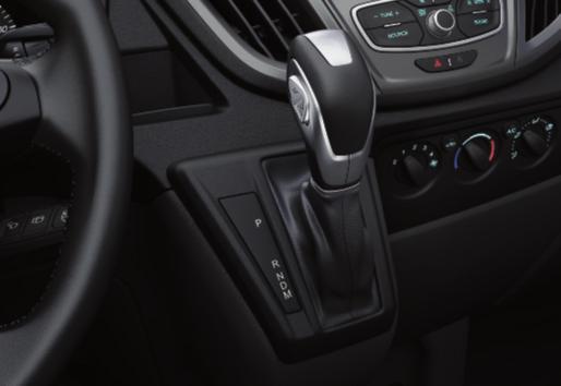 Wydajność Moc w sam raz dla biznesu. Ford Transit jest wyposażony w nową generację zaawansowanych silników wysokoprężnych Ford EcoBlue.
