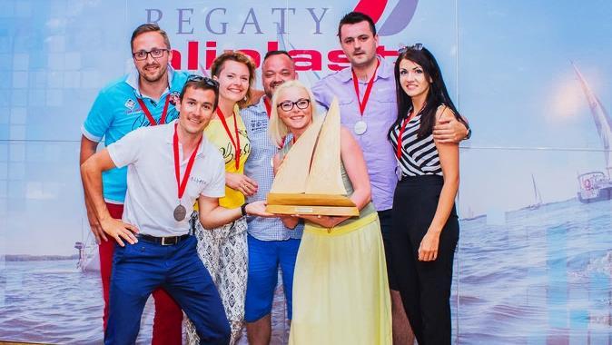 01YACHT CLUB Wieczorem zapraszamy