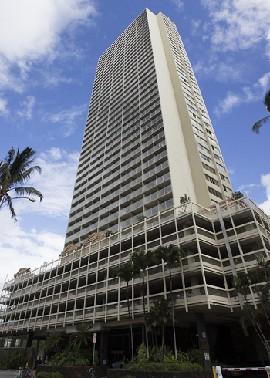 Rezydnecja ICC Hawaii's Mieszcząca się w samym sercu Waikiki, w pobliżu wielu sklepów, restauracji i klubów nocnych.