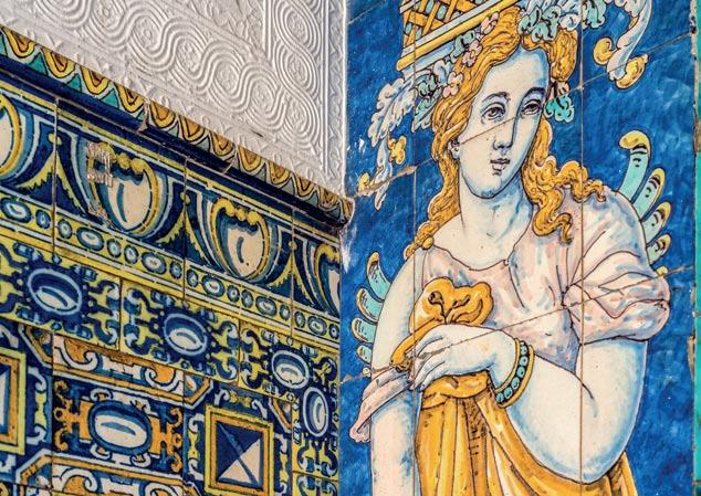 Z Sewilli miał również pochodzić słynny uwodziciel Don Juan. Fani amerykańskiego serialu fantasy Gra o tron powinni udać się na plac Hiszpanii (Plaza de España de Sevilla).