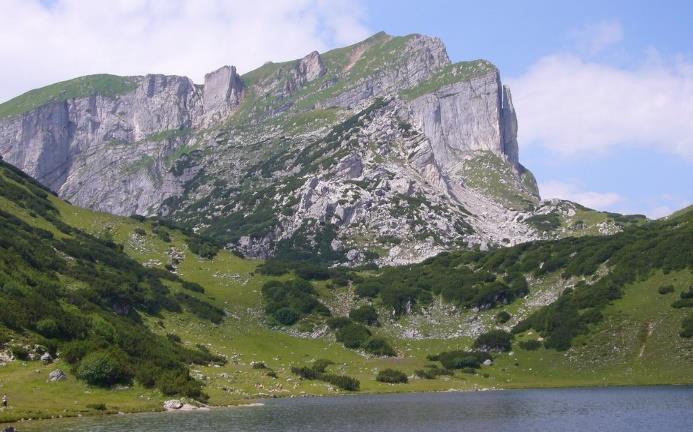 odwiedzimy Karwendele. Tym razem będzie to rejon tego pasma najbardziej wysunięty na północ i położony na pograniczu austriacko niemieckim.