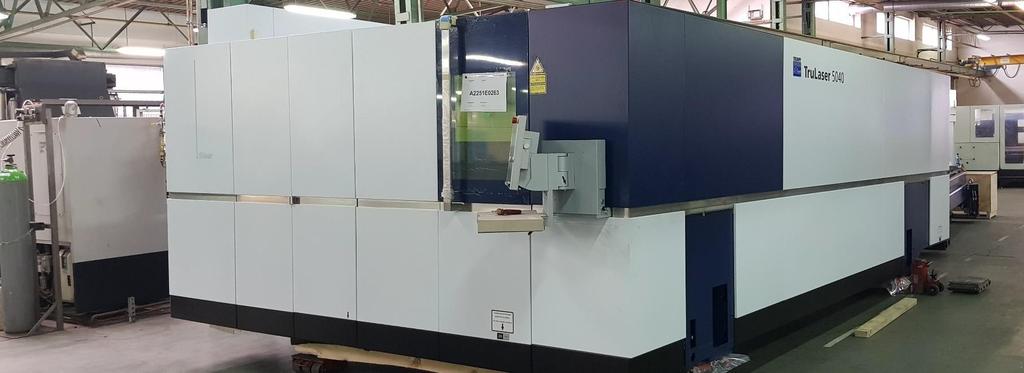 OBRÓBK A BL ACH Obszar pracy Oś X: 4000 mm Oś Y: 2000 mm oś Z: 115 mm TruLaser 5040 Fiber (6kW) Max waga obrabianego arkusza: 1700 kg Prędkość symultanicznie (osie X i Y): 245 m/min Max grubość blach