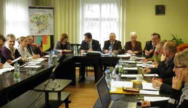 6 1/2012 Ostatnia Sesja w 2011r. W czwartkowe przedpołudnie 29 grudnia 2011 roku odbyła się sesja Rady Miejskiej w Żarowie.