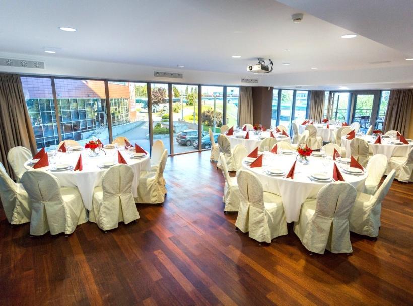 rodzinne w restauracji Imprezy w klubie