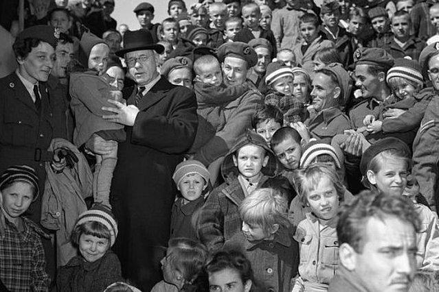 Fala w latach 70-tych. Następna fala emigracji ruszyła w latach 70-tych, gdy łatwiej było wyjechać na Zachód.
