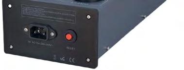 5 cm THA-200 Lampowy wzmacniacz słuchawkowy klasy A Wejścia: 1 x RCA stereo AUX, 1