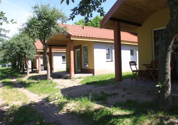 Published on Urząd Miejski Czaplinku (http://.czaplinek.pl) Strona głóna > Camping Czaplinek Camping Czaplinek [1] ul. Drahimska 79 78-550 Czaplinek tel. 94 375 51 68 kom. 662 538 487 lub 507 582 758.