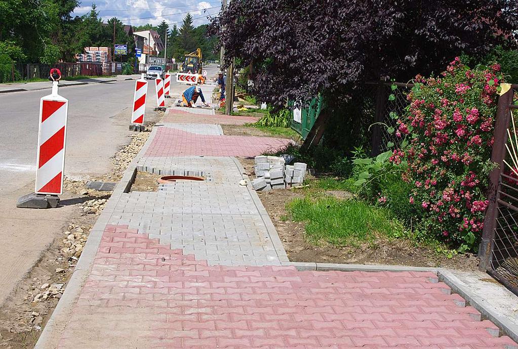 Budowa chodnika przy