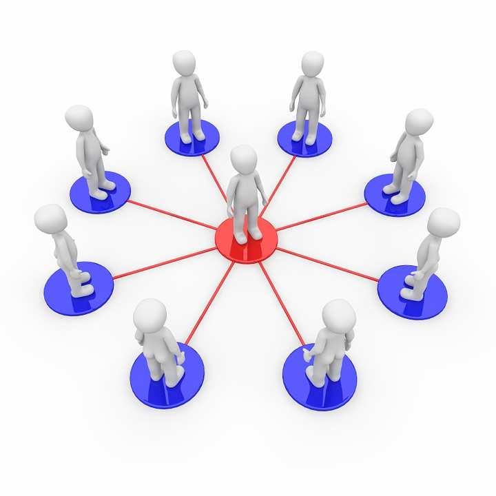 Rola koordynatora proponowanie tematów spotkań i sposobów pracy organizowanie spotkań wspieranie aktywności i dzielenia się wiedzą przez uczestników otwartość na propozycje i sugestie ze strony