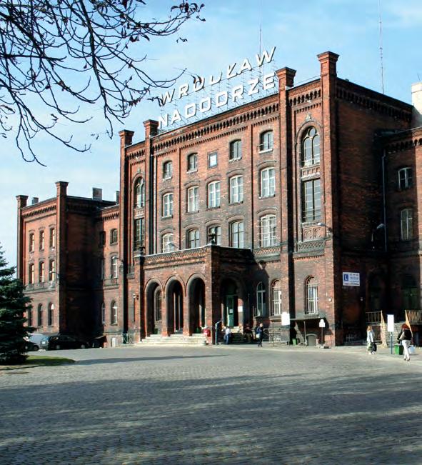 renowacje poszczególnych budynków,
