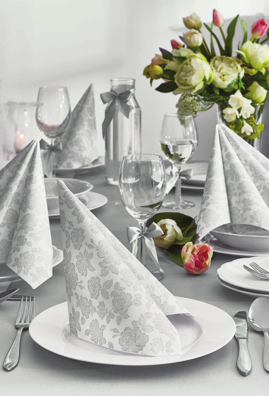 SUBTLENESS / SUBTELNOŚĆ ELEGANT PRODUCTS FROM THE SUBTLE ROSES COLLECTION AVAILABLE IN SILVER AND GOLD ELEGANCKIE PRODUKTY Z