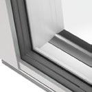 Z zewnątrz próg jest dodatkowo osłonięty anodowanym aluminium.